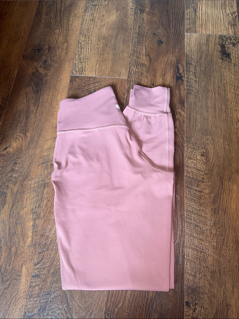 Lululemon Align Full Length Jogger in Mauve.